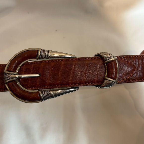 BELT Brown Leather with Ornate Western Vibe Silver Toned Buckle Made in Italy - Picture 3 of 5